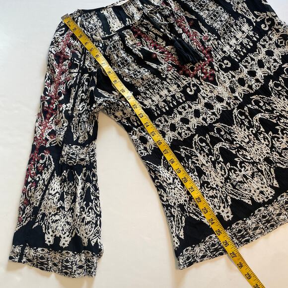 Soft Surroundings Grace Embroidered Tunic Womens Small Black Boho Tassel Top - Picture 8 of 9